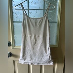 Flexes smoothing shape-wear tank top in 2XL. Cream color, adjustable straps.